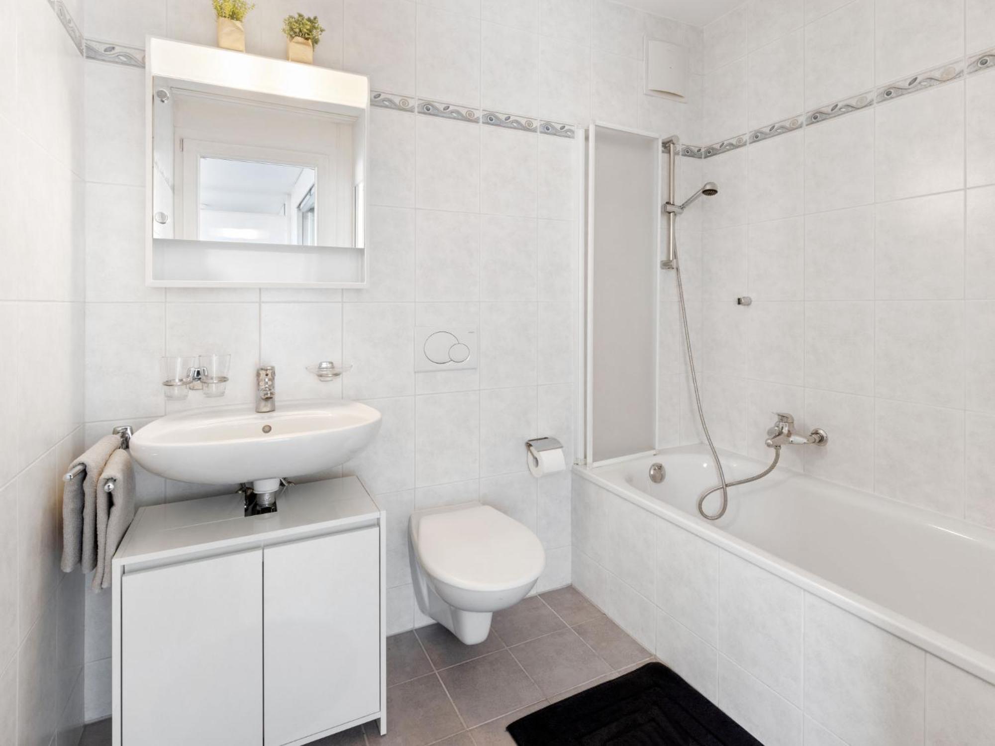 Apartment Torre Tessuti Apt-City Stay By Interhome Locarno Buitenkant foto
