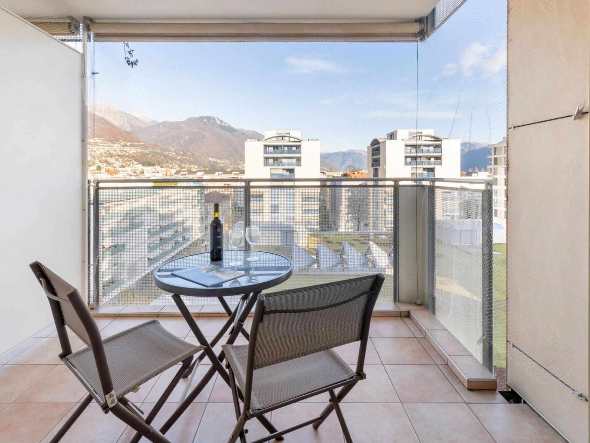 Apartment Torre Tessuti Apt-City Stay By Interhome Locarno Buitenkant foto